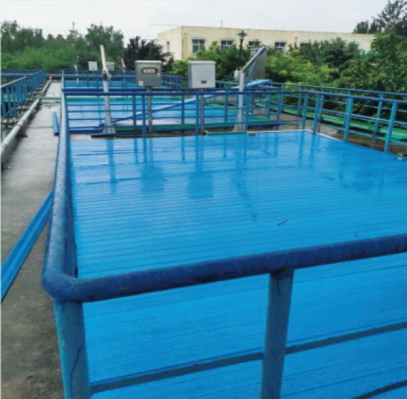 ��������ˮ�ظǰ�